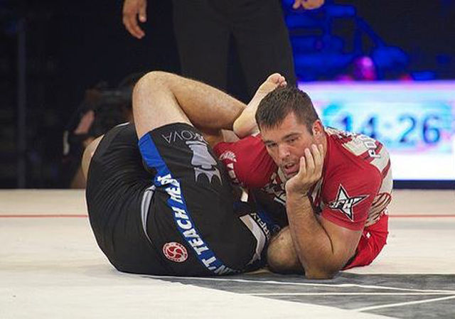 Их ничто не волнует BroDude.ru brodude.ru, 24.07.2013, vbwBtVeSDv8vn9XVJvpyRnwPYvJtKXDY