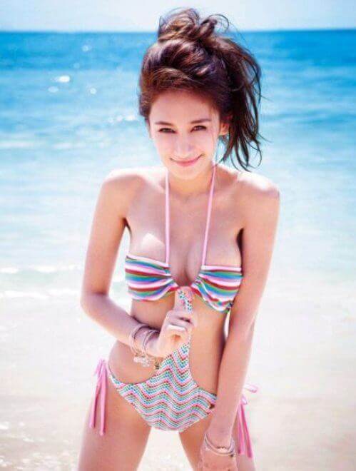 Сезон бикини все еще продолжается BroDude.ru brodude.ru, 2.08.2013, YmIR4ltHzzYGqOLZSsO6LSEuBQ4GIsjz