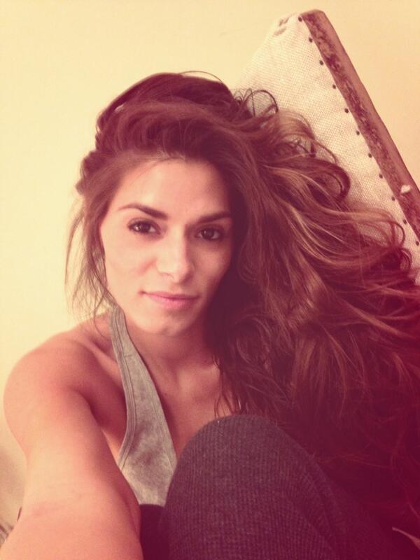 Бала емізетін порно